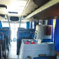 Área interior de servicio del autobús